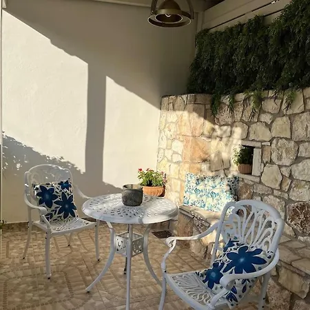 Apartment Casa Blue Flower - Bright & Breezy Fiskardo